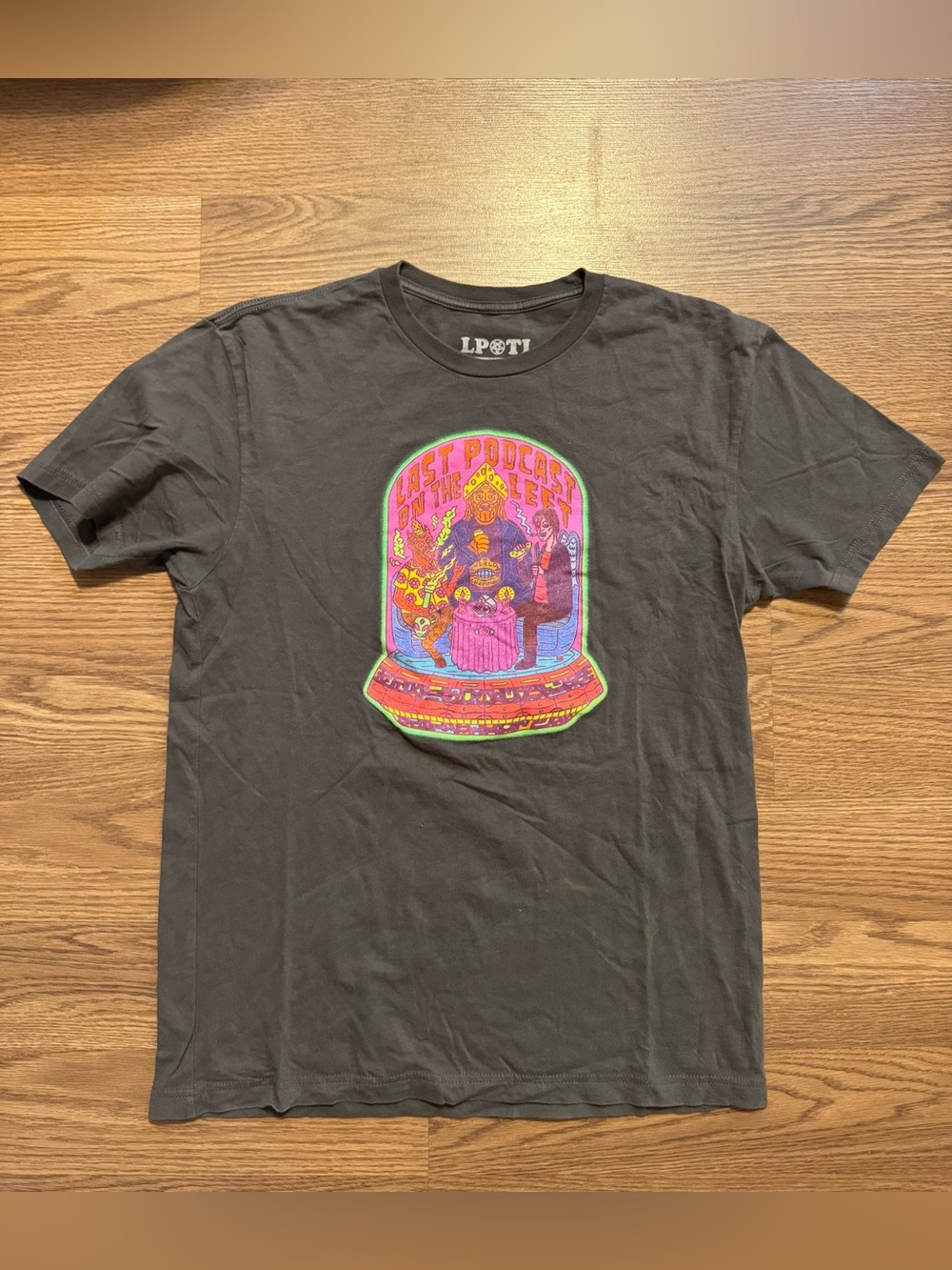 TRIANGLE OF TRUST TEE  LPOTL